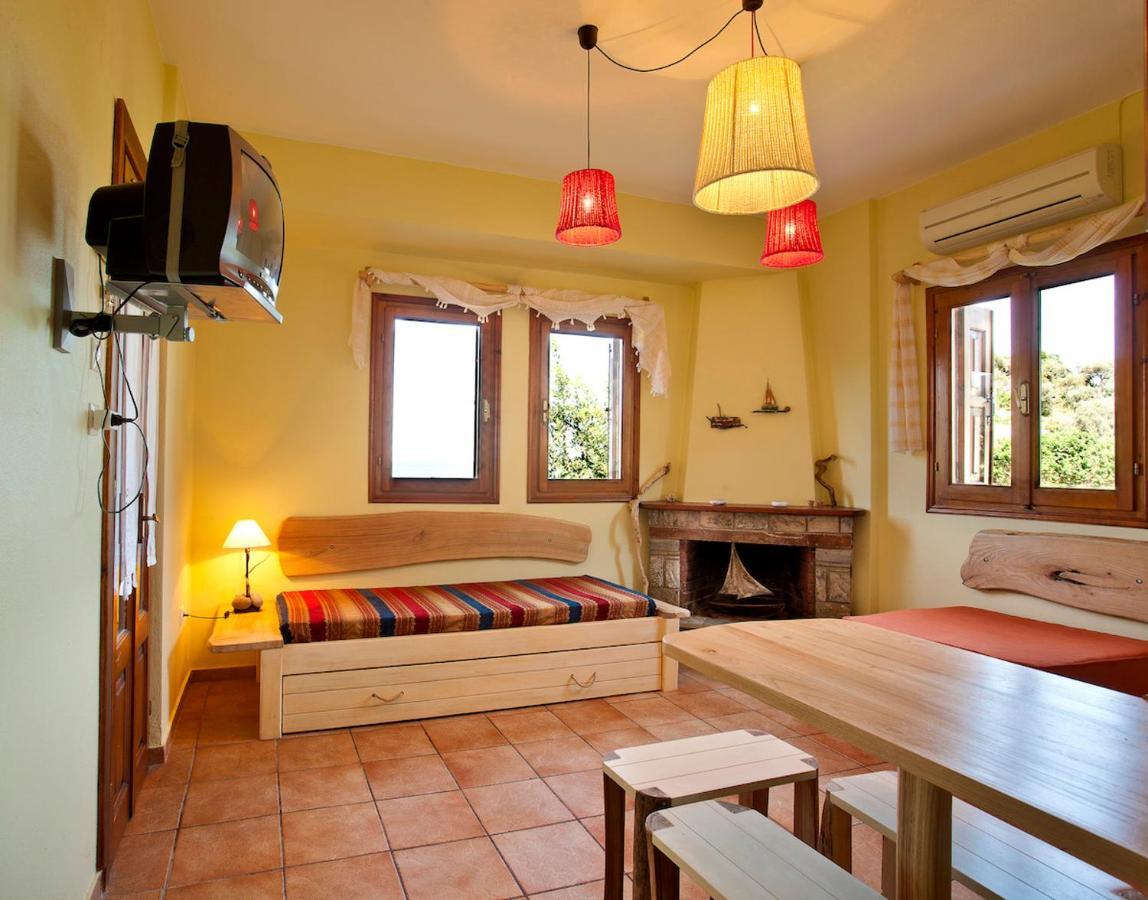 Victoria's Guesthouse Damouchari Eksteriør billede